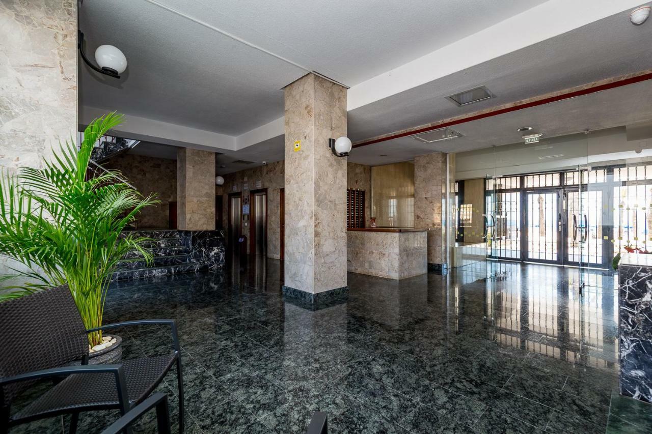 Las Palmeras 10a Appartement *